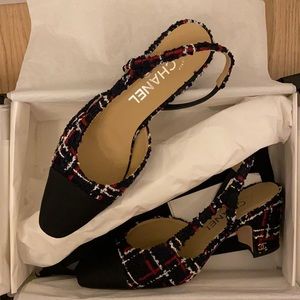 Chanel Tweed & Grosgrain Slingbacks